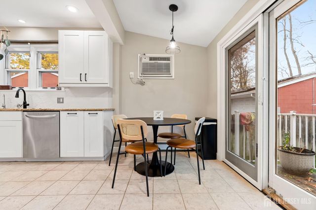 46 Plainfield Avenue, Metuchen, NJ 08840