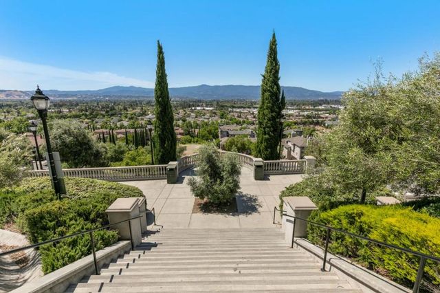 2989 Saint Florian Way, San Jose, CA 95136