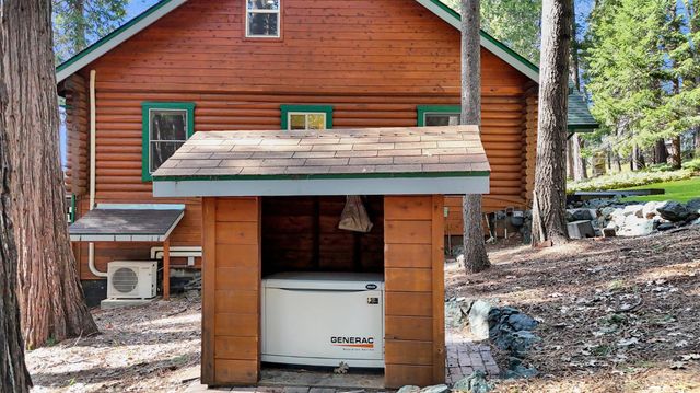 11582 Winter Moon Way, Nevada City, CA 95959