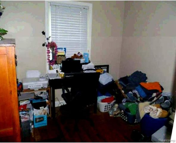 15482 Winston, Redford, MI 48239