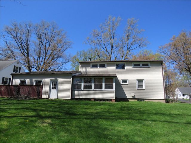 24 Laredo Drive, Chili, NY 14624