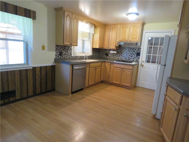 24 Laredo Drive, Chili, NY 14624
