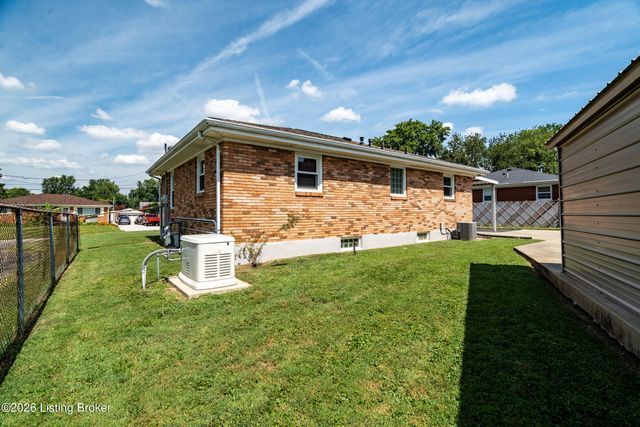 6213 Gayle Dr, Louisville, KY 40219
