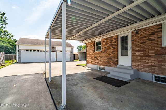 6213 Gayle Dr, Louisville, KY 40219