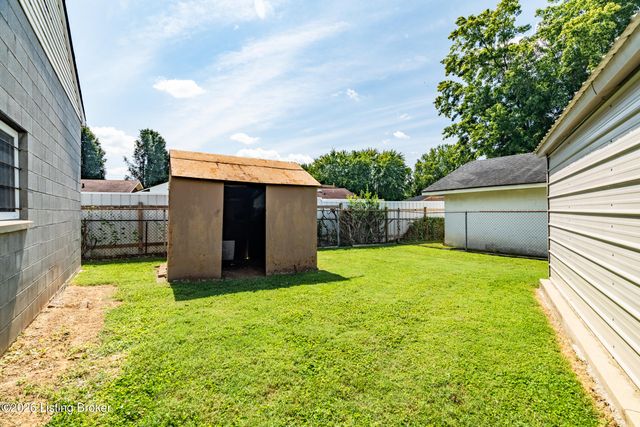6213 Gayle Dr, Louisville, KY 40219