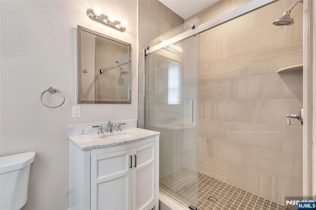 203 Marcotte Lane, Bergenfield, NJ 07621