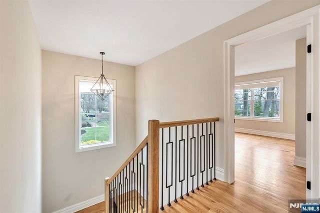 203 Marcotte Lane, Bergenfield, NJ 07621