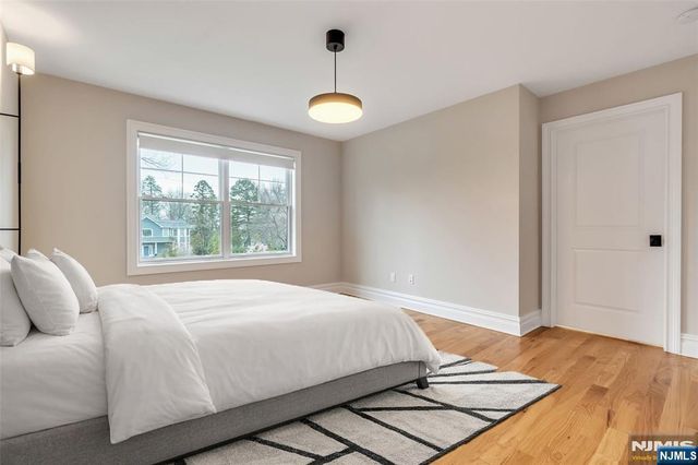203 Marcotte Lane, Bergenfield, NJ 07621