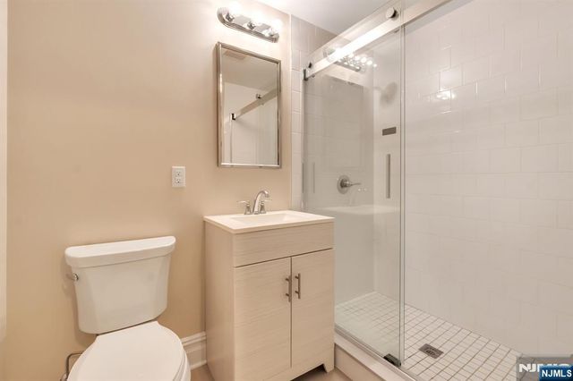 203 Marcotte Lane, Bergenfield, NJ 07621