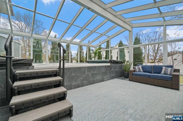 203 Marcotte Lane, Bergenfield, NJ 07621