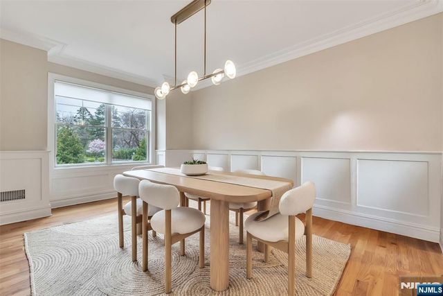 203 Marcotte Lane, Bergenfield, NJ 07621