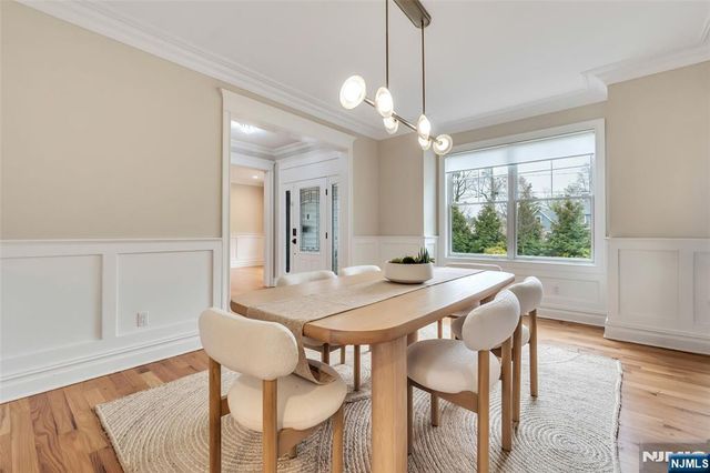 203 Marcotte Lane, Bergenfield, NJ 07621