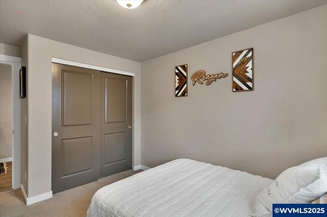 1248 Chukar St, Stayton, OR 97383