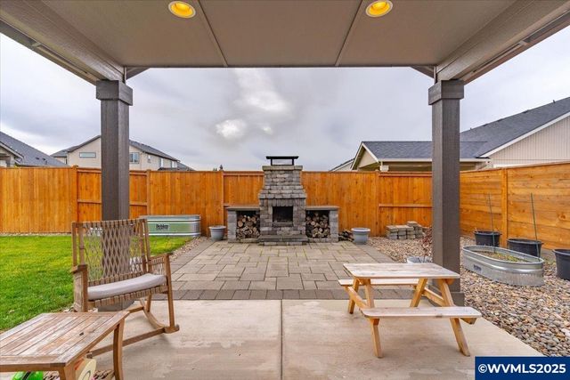 1248 Chukar St, Stayton, OR 97383