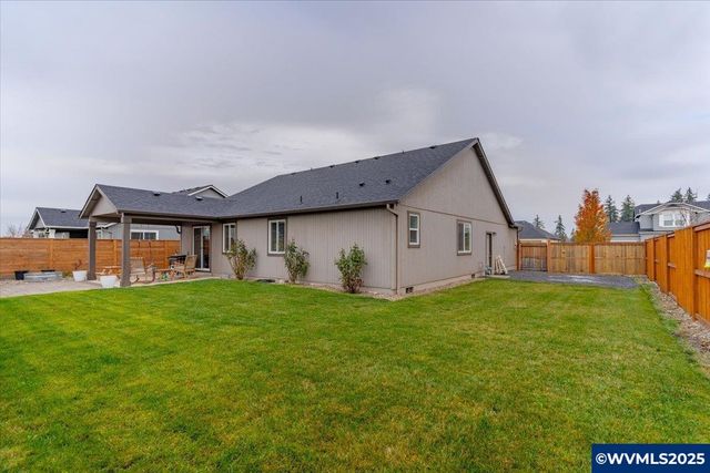 1248 Chukar St, Stayton, OR 97383