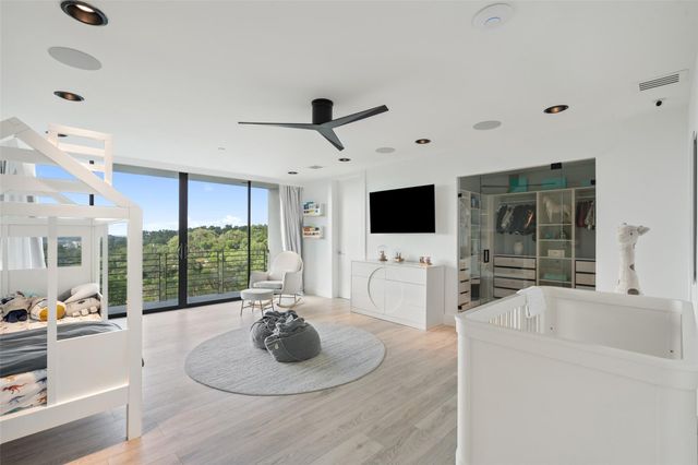 1501 Ridgecrest DR, Austin, TX 78746