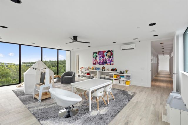 1501 Ridgecrest DR, Austin, TX 78746