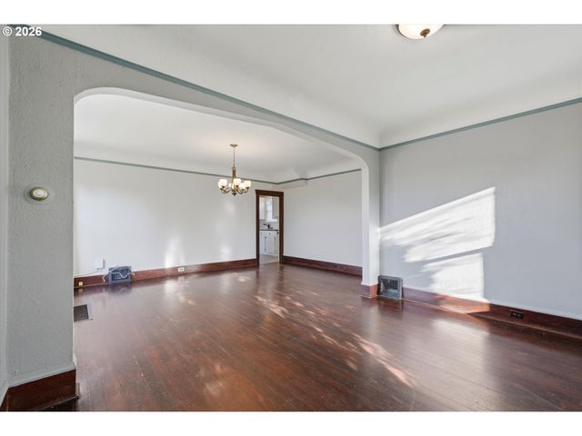 6552 Ne 8TH Ave, Portland, OR 97211