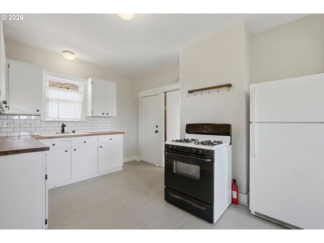 6552 Ne 8TH Ave, Portland, OR 97211