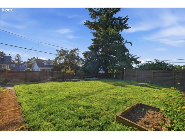 6552 Ne 8TH Ave, Portland, OR 97211
