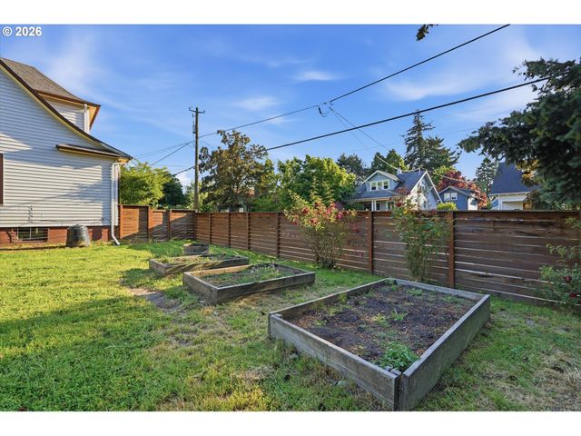 6552 Ne 8TH Ave, Portland, OR 97211