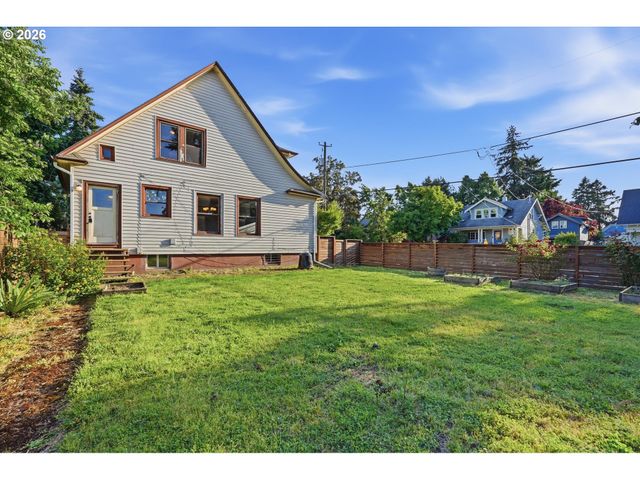 6552 Ne 8TH Ave, Portland, OR 97211