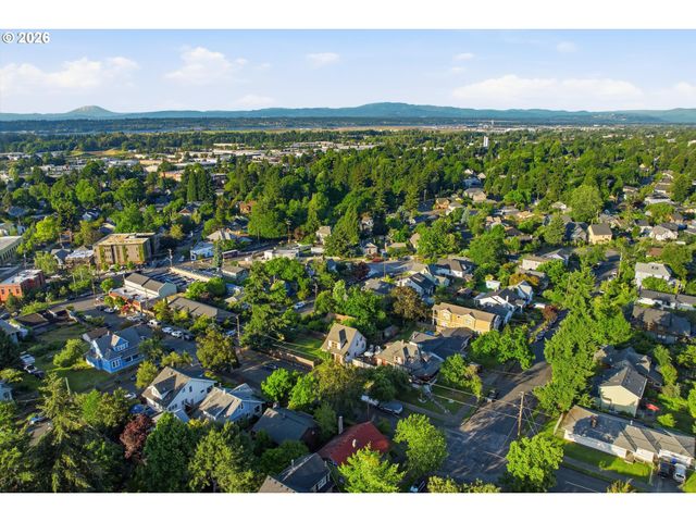 6552 Ne 8TH Ave, Portland, OR 97211