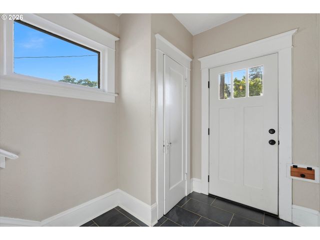 6552 Ne 8TH Ave, Portland, OR 97211
