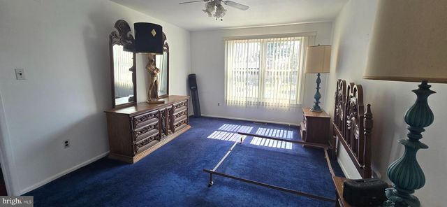 1100 HARBOUR DR, Palmyra, NJ 08065