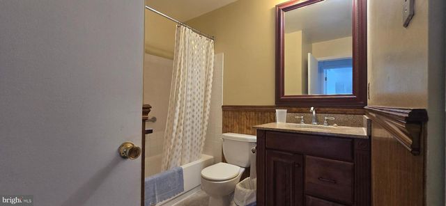 1100 HARBOUR DR, Palmyra, NJ 08065