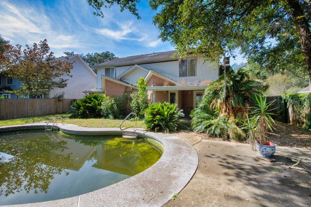 2552 Palm Shores Drive, Shalimar, FL 32579