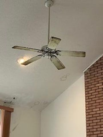 2552 Palm Shores Drive, Shalimar, FL 32579