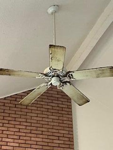 2552 Palm Shores Drive, Shalimar, FL 32579