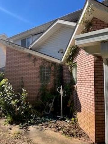 2552 Palm Shores Drive, Shalimar, FL 32579