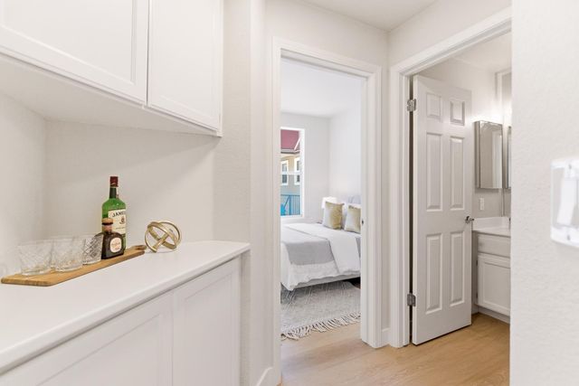 601 Baltic Circle 627, Redwood City, CA 94065