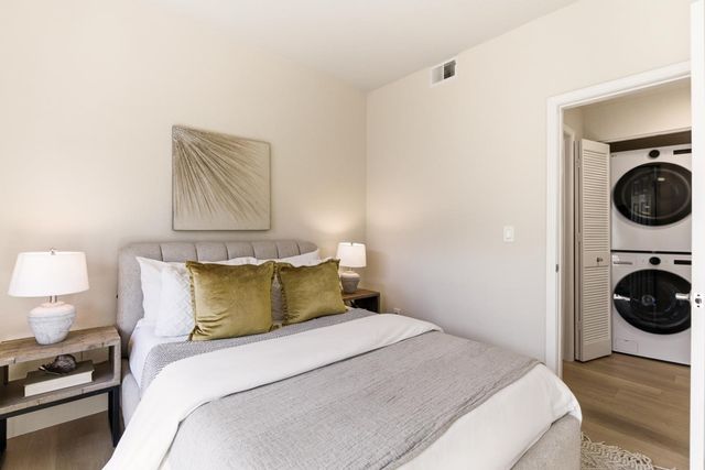 601 Baltic Circle 627, Redwood City, CA 94065