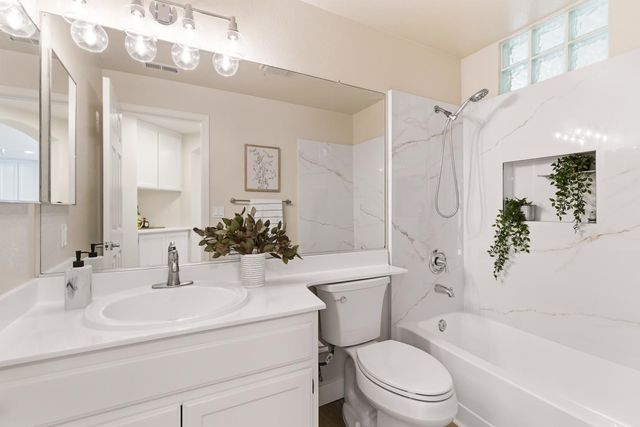 601 Baltic Circle 627, Redwood City, CA 94065