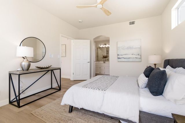 601 Baltic Circle 627, Redwood City, CA 94065