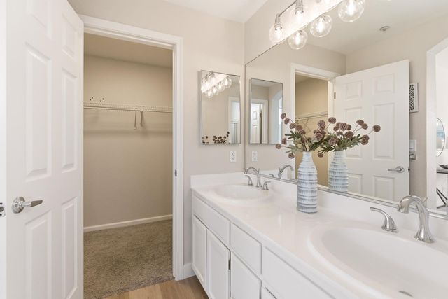 601 Baltic Circle 627, Redwood City, CA 94065
