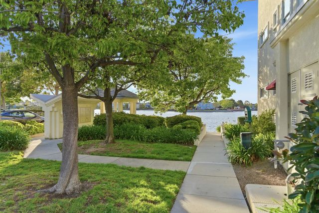 601 Baltic Circle 627, Redwood City, CA 94065