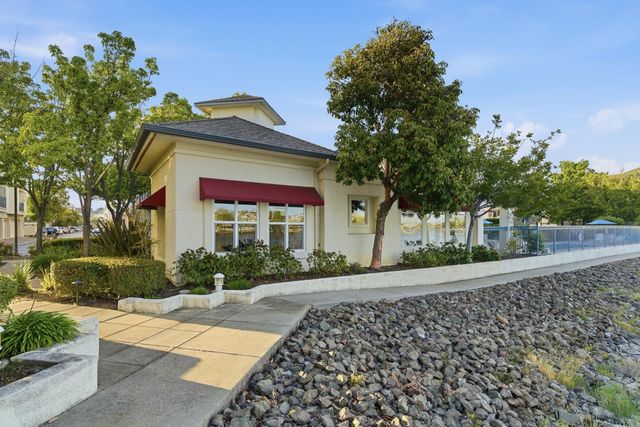 601 Baltic Circle 627, Redwood City, CA 94065