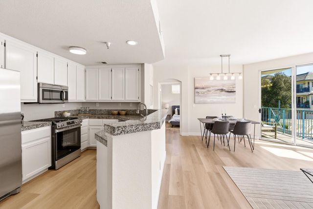 601 Baltic Circle 627, Redwood City, CA 94065