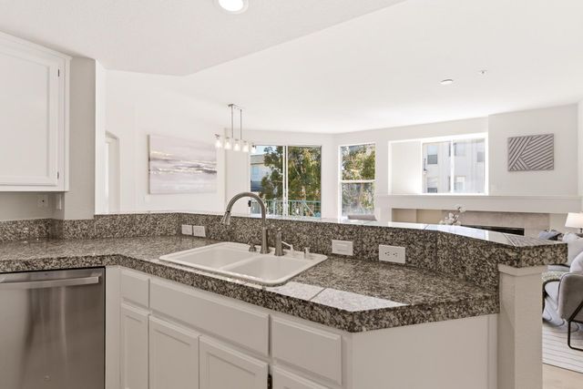 601 Baltic Circle 627, Redwood City, CA 94065