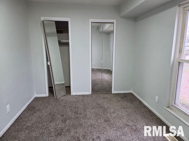 5820 N FROSTWOOD Parkway, Peoria, IL 61615