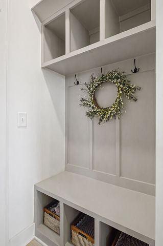 3460 Burgate Trl, Thompsons Station, TN 37179