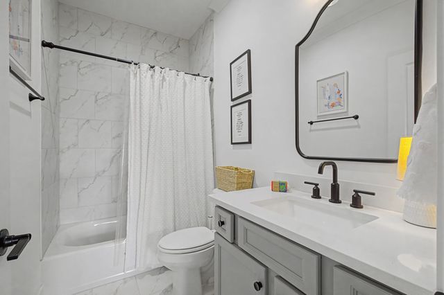 3460 Burgate Trl, Thompsons Station, TN 37179