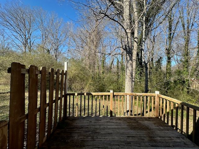 105 Crestdale Avenue, Central, SC 29630