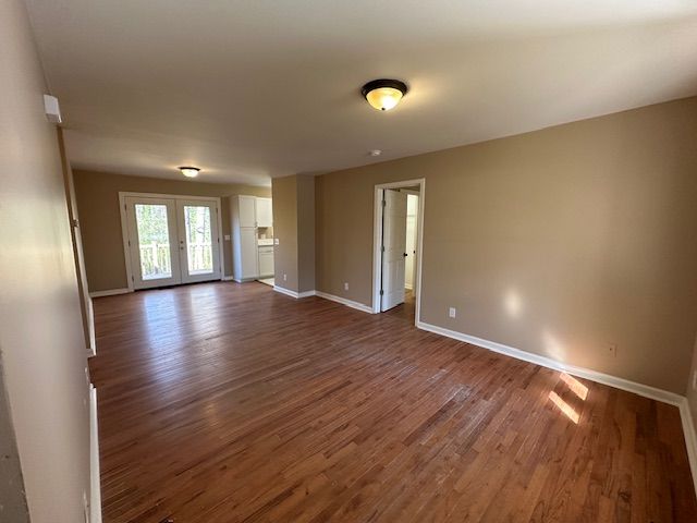 105 Crestdale Avenue, Central, SC 29630