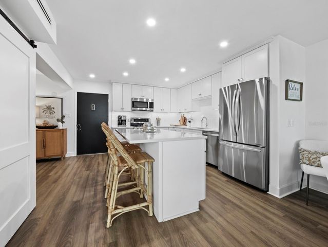 5055 GULF OF MEXICO DRIVE 115, Longboat Key, FL 34228