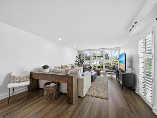 5055 GULF OF MEXICO DRIVE 115, Longboat Key, FL 34228